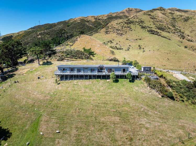 326 South Makara Road Makara_27