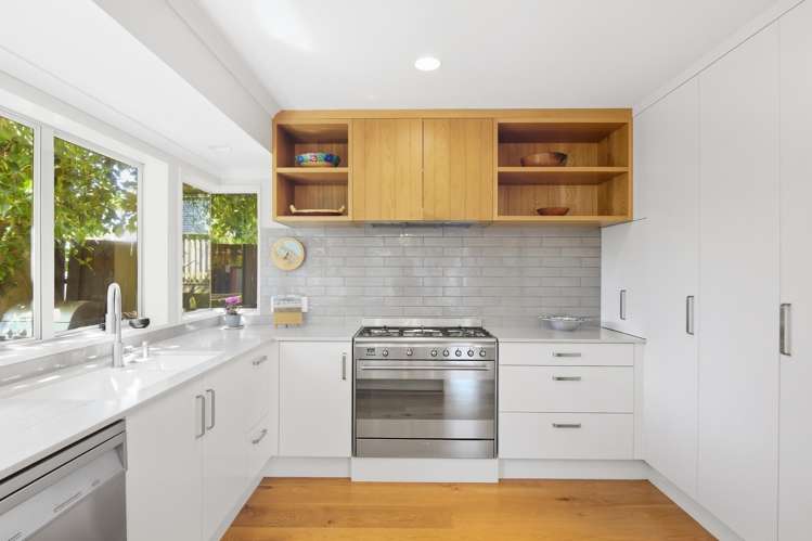159b Oceanview Road Mount Maunganui_11