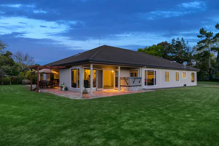 254 Henderson Valley Road Henderson_18