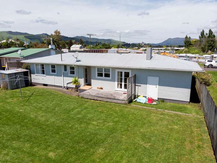 6 Flora Street Paeroa_11