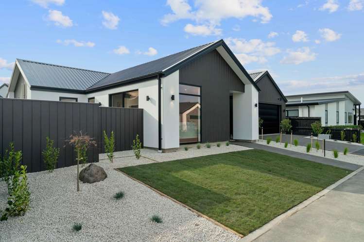 9 Hollard Crescent Lincoln_33