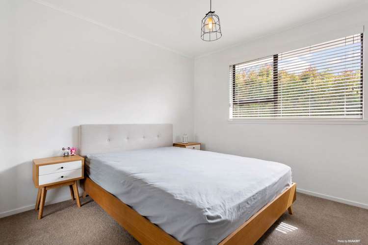 48 Weatherly Road Torbay_15