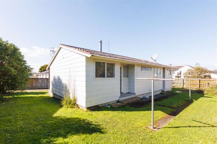 149a High Street Bulls_21