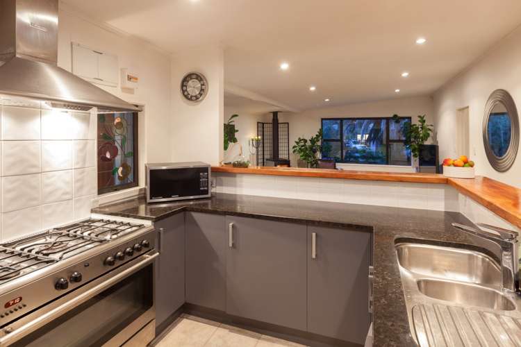 24a Cambridge Road Riverhead_13