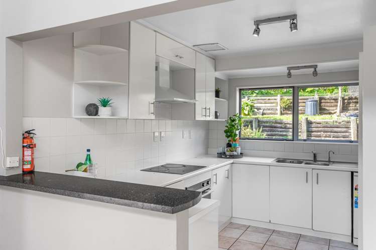 15 Bellfield Road Opaheke_17