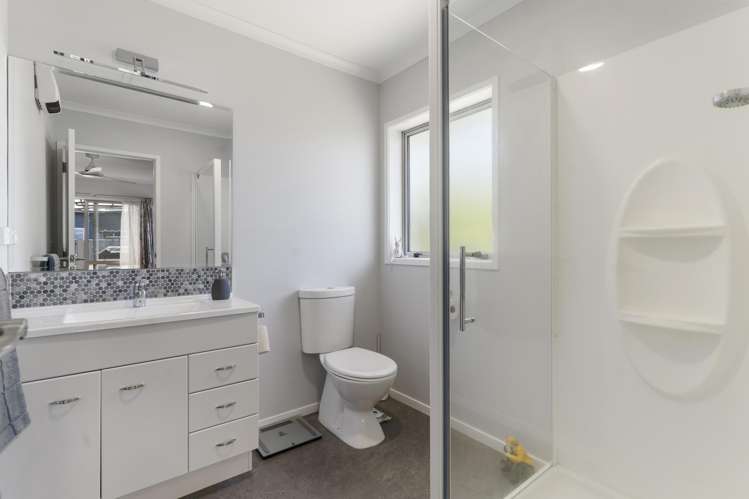 29 Armstrong Avenue Carterton_6