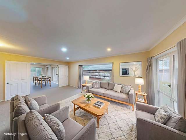 123 Pacific Drive 10930_4