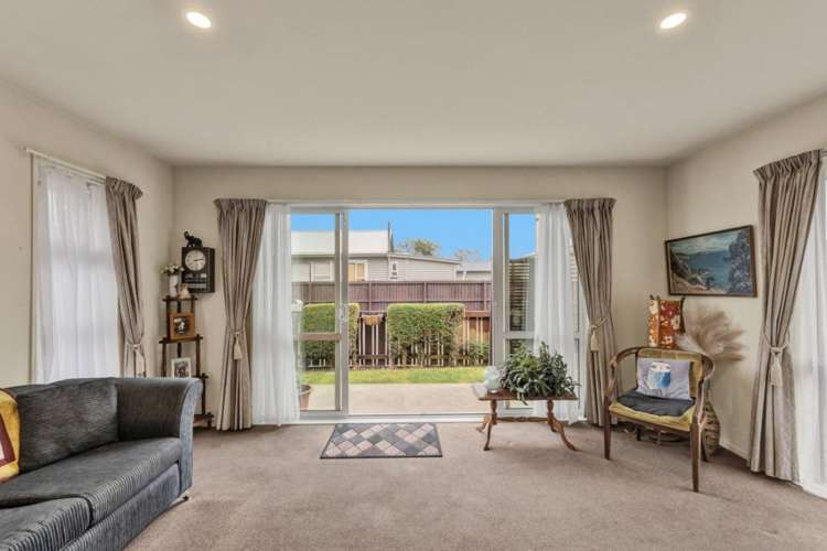 20 Woodham Courts_4