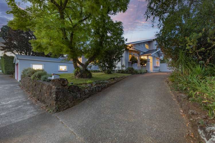 15 Fairholme Avenue Epsom_1