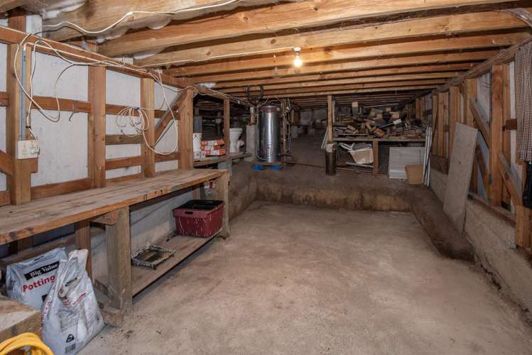 10 Raewyn Street Morningside_8