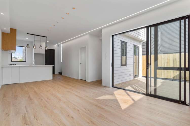 42d Oreil Avenue West Harbour_12