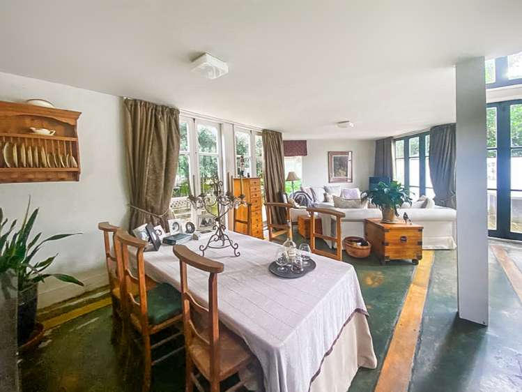 60A Riddell Road_0