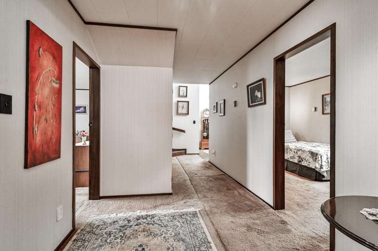 17 Donegal Crescent Tamatea_18