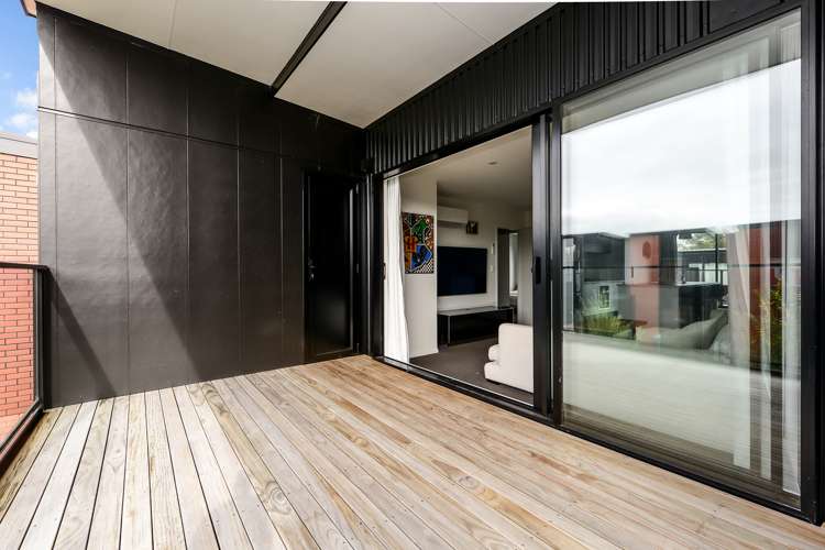 209/182 London Street Hamilton Central_6