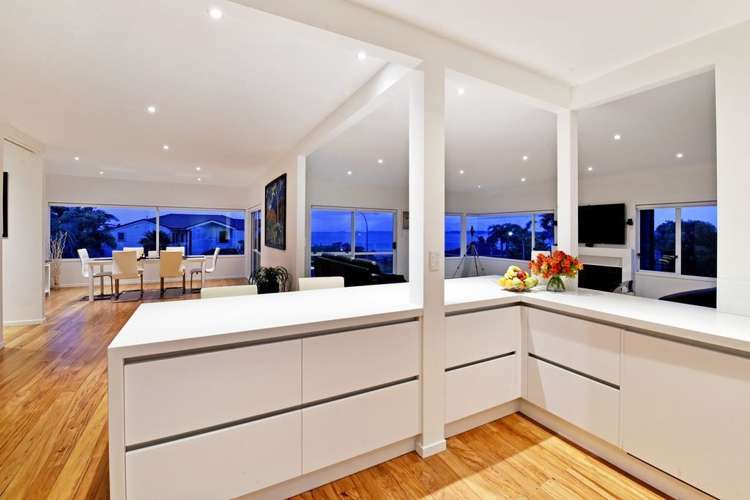 5 Katui Street Castor Bay_13