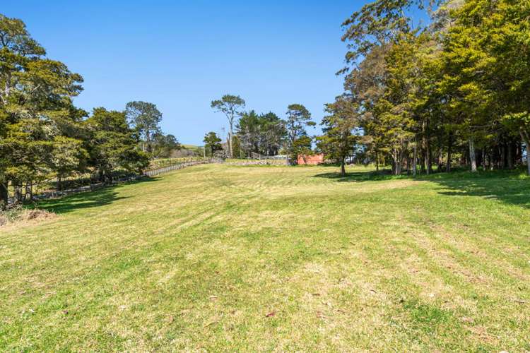 608 West Coast Road Makarau_28