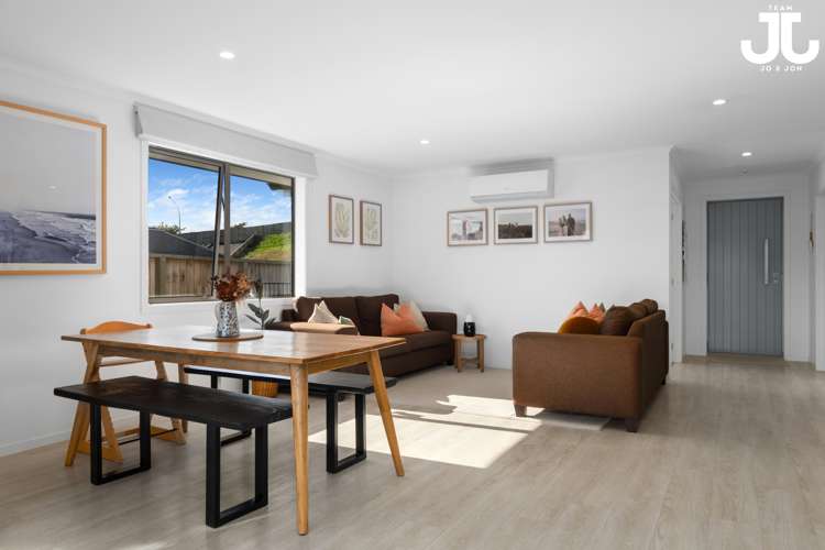 56 Whakaturou Crescent Pyes Pa_6