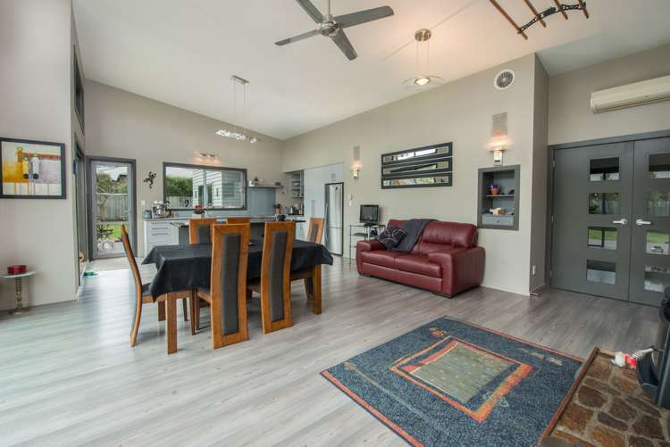 16 Irwin Logan Drive Mosgiel_13