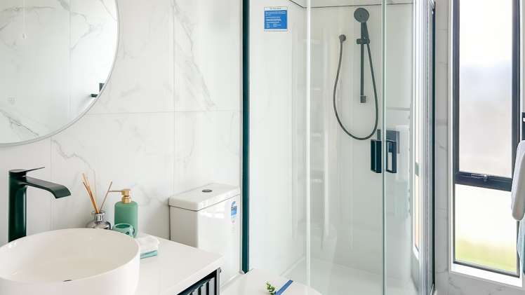 2 Hayley Court Wainui_21