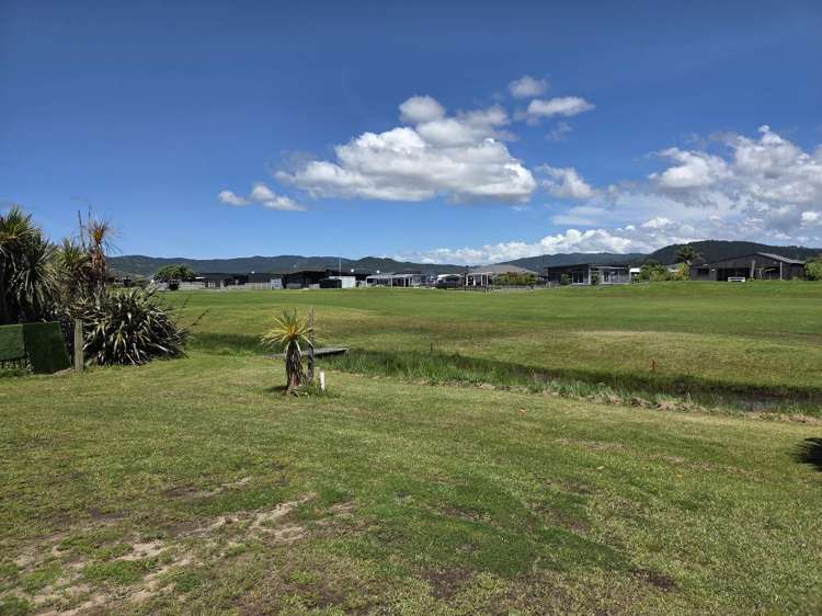 124 The Fairway Matarangi_2