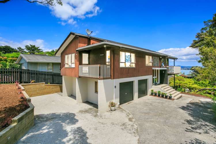 7 Pluto Place Beach Haven_12