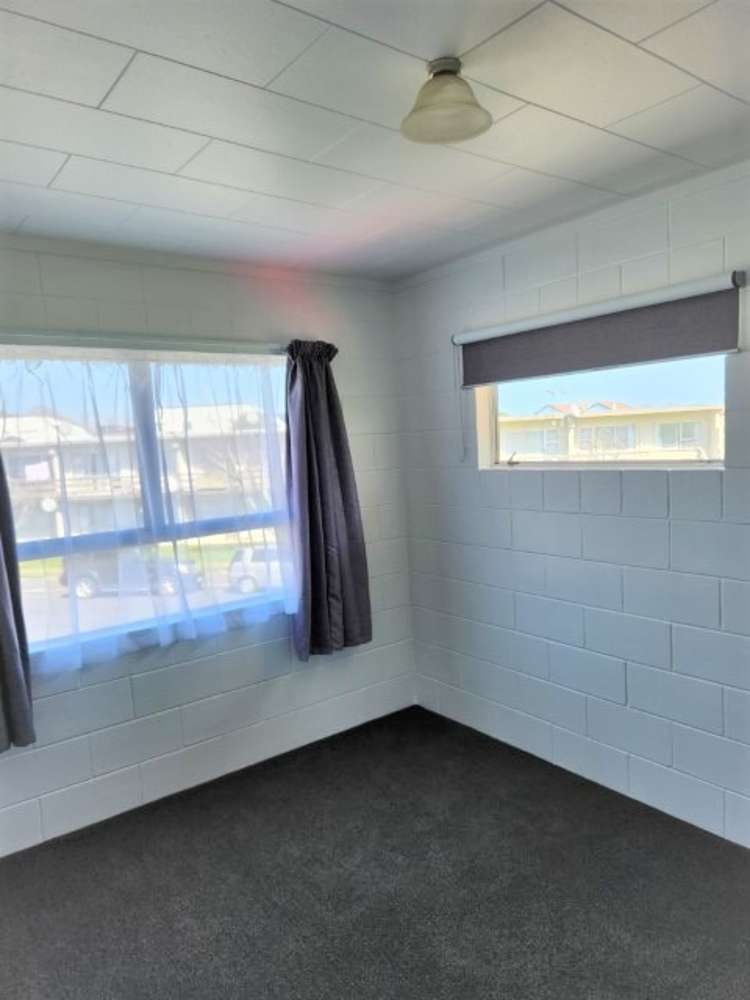 4/235 Old Farm Road 1076_5