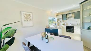 1266 New North Road_3