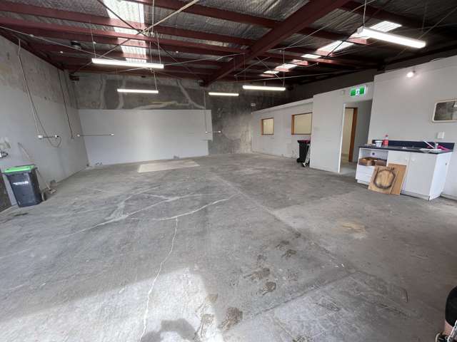 2/79 Brisbane Street Sydenham_2