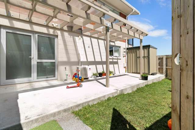 Solid Concrete 2-Beddy Unit with Fully Fenced Yard