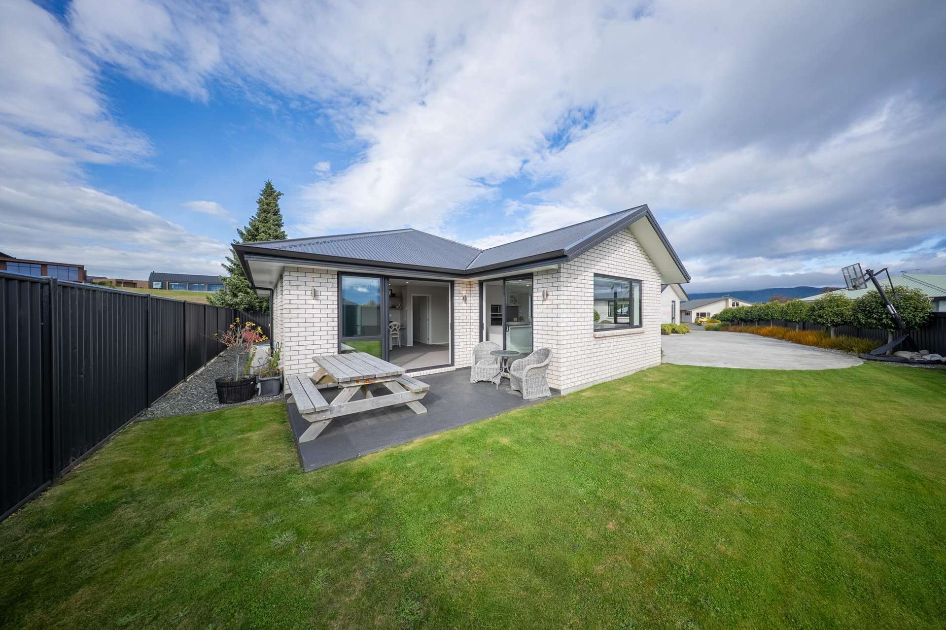 3B Ritchie Court Te Anau_0