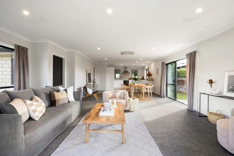 B/82 Grey Street 11373_11