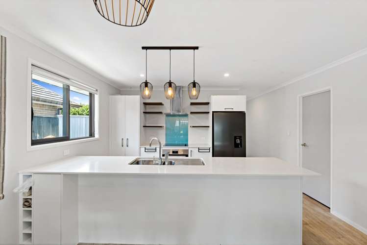 14 Piripono Crescent Pukekohe_3