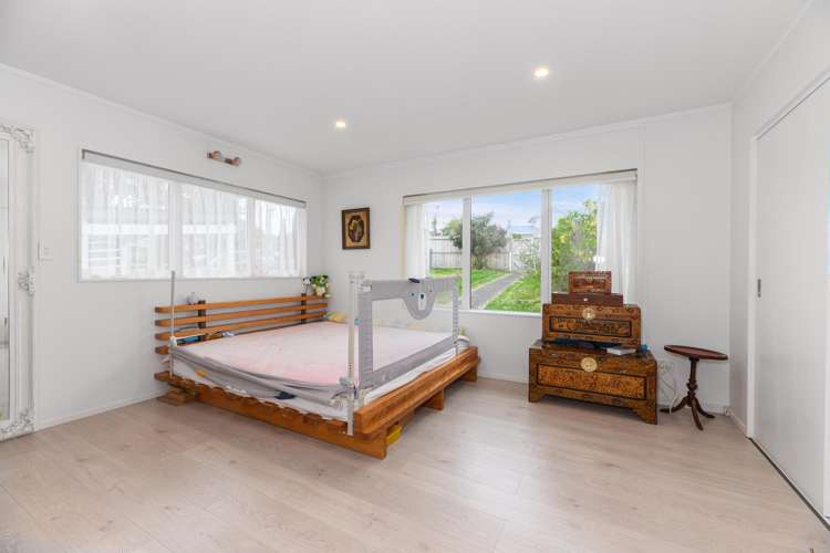 27 Boyce Avenue Mount Roskill_8