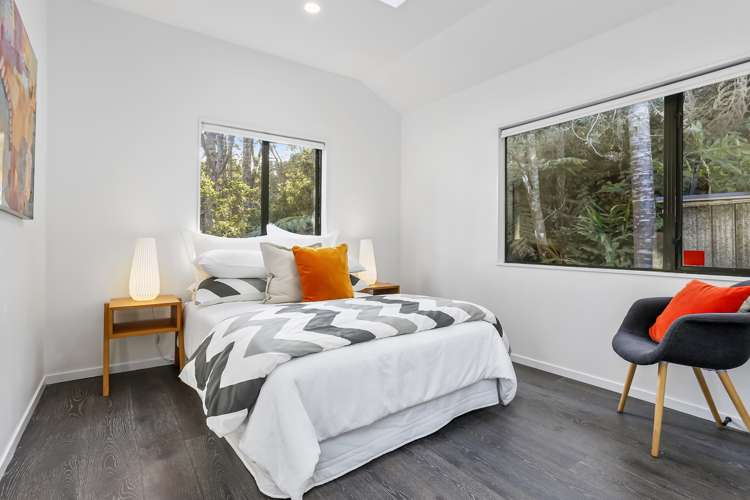 204 Godley Road Titirangi_18