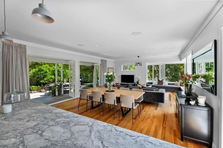 14 Handley Avenue Narrow Neck_11