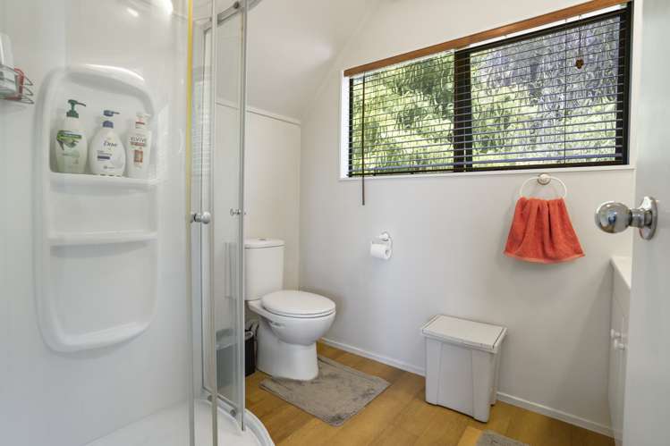 6 Dee Place Torbay_26
