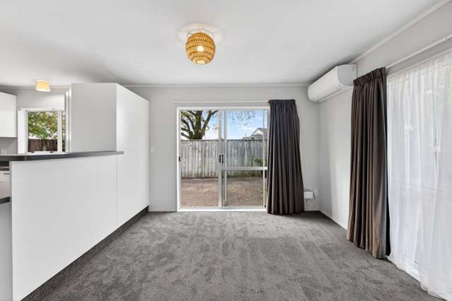 58B Whiting Crescent Greenmeadows_3