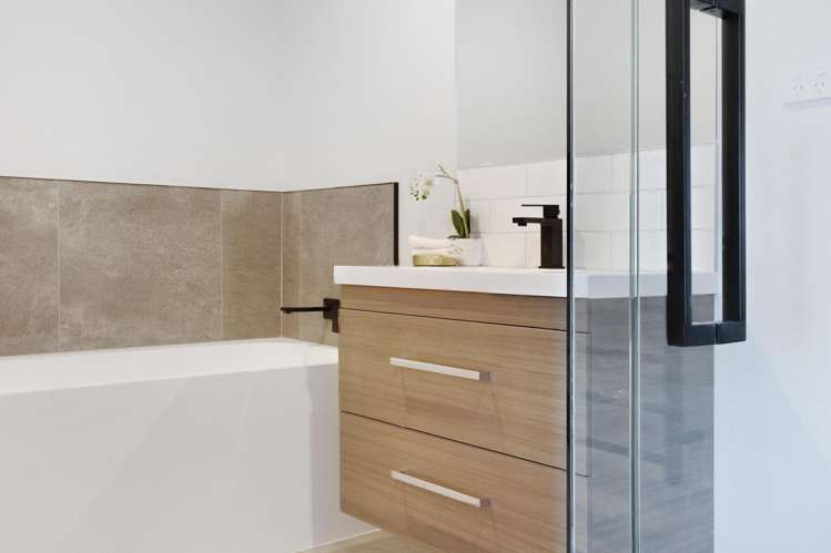 10-18 Recovery Road Papakura_10