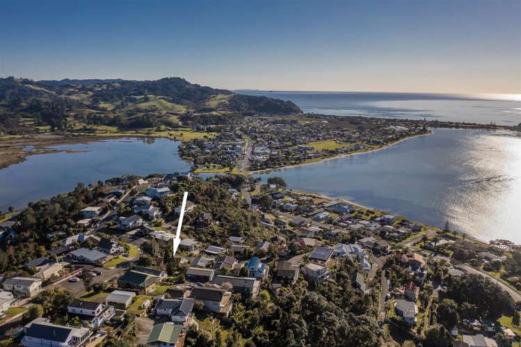 1 Pine Grove Tairua_28