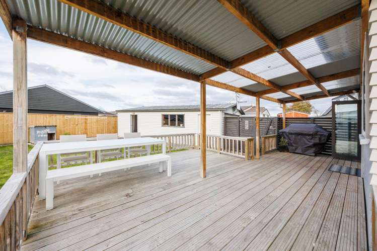 15 Suzanne Grove Kelvin Grove_13