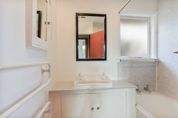 30 Ontario Place Wainoni_8