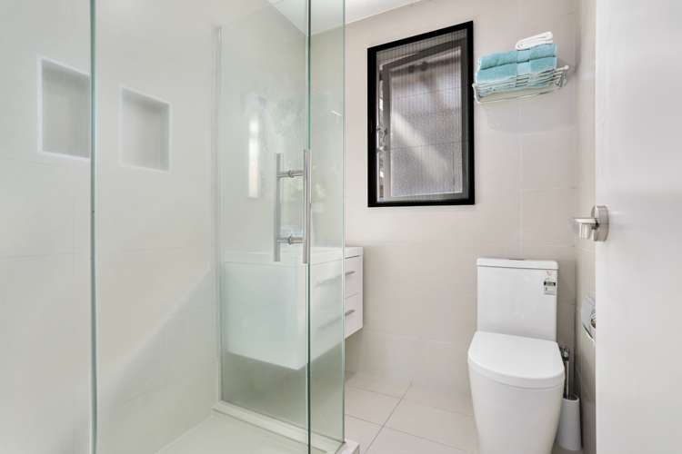 47 Atkinson Road Titirangi_15