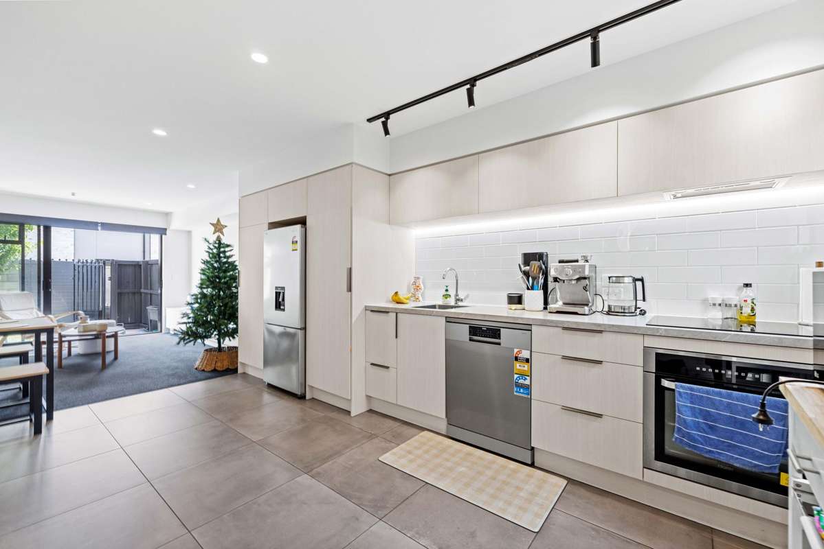 6/361B Madras Street_0