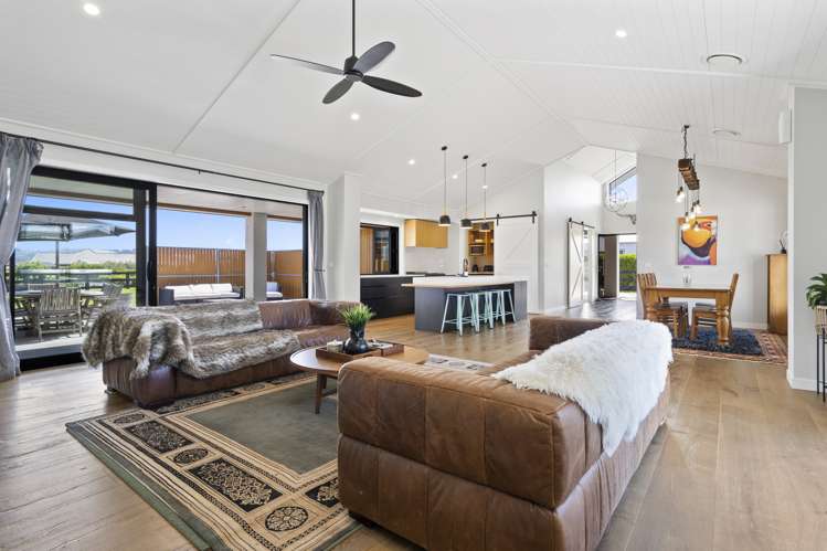 39 Baxter Michael Crescent Cambridge_8