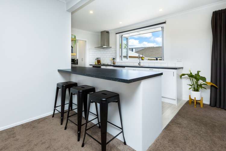 9 Hillside Drive Maoribank_6