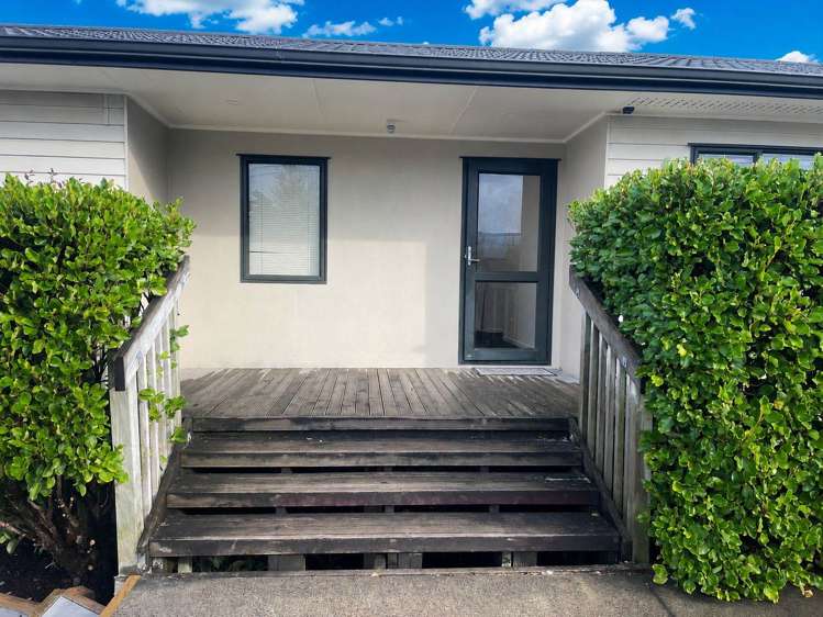 63 Foundry Road Stanmore Bay_1