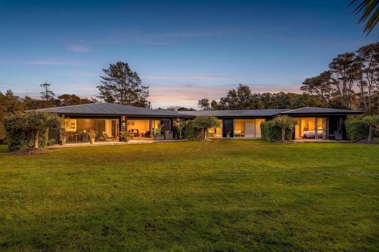 875 Hibiscus Coast Highway Hatfields Beach_21