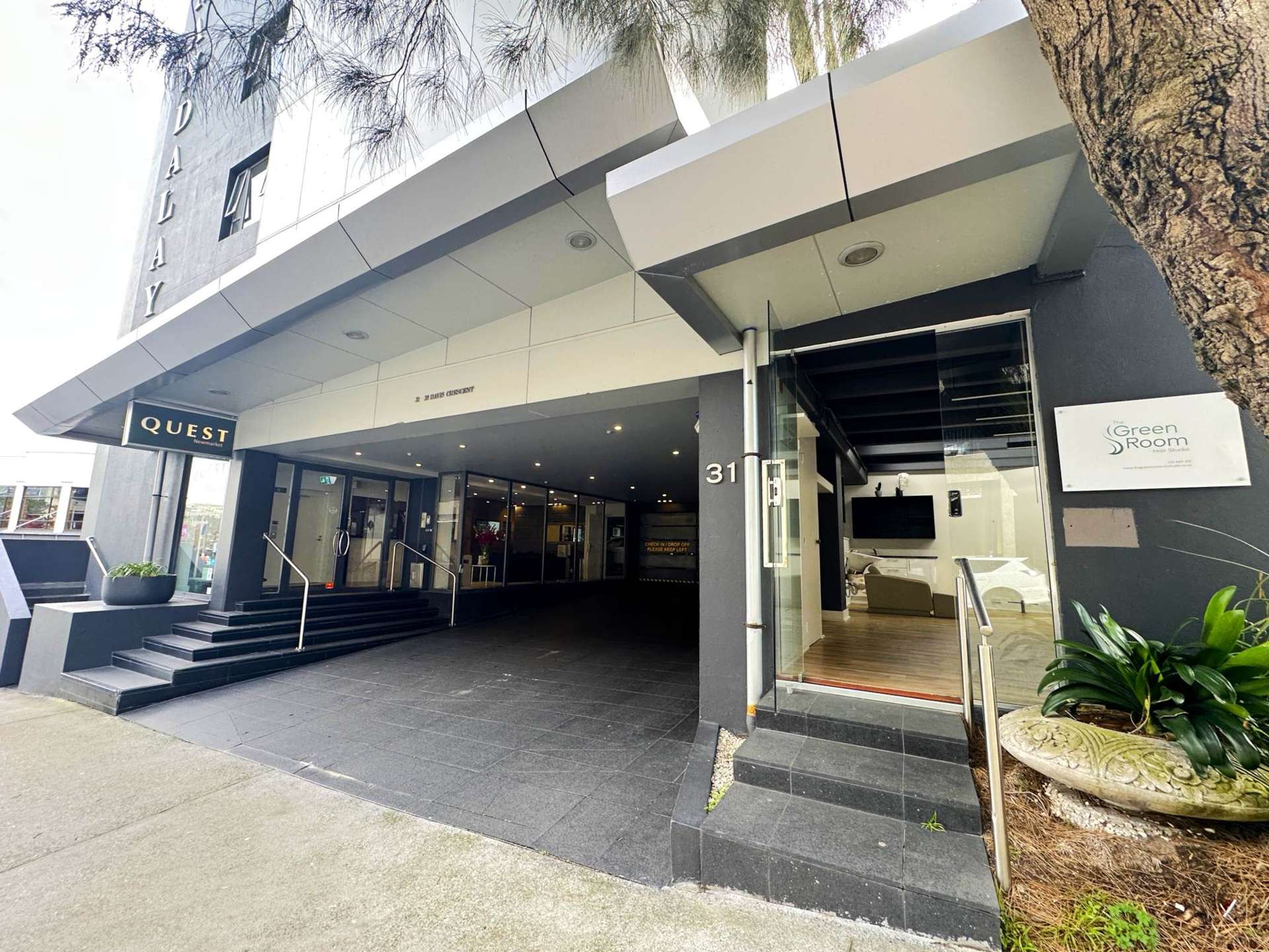 Unit 2H/31 Davis Crescent Newmarket_0