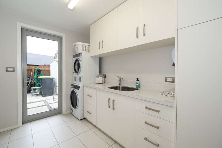 14 Orchard Grove Netherby_13