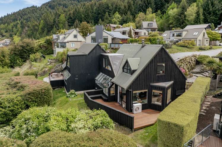 4 Goldleaf Hill Queenstown_20